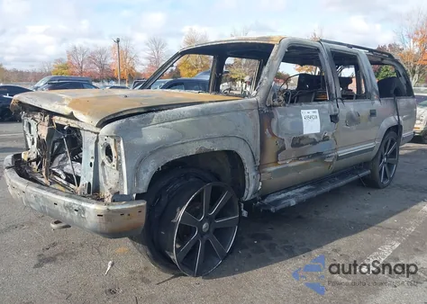 1999 Chevrolet Suburban 1500 Lt z USA, uszkodzony, nr VIN 3GNFK16R0XG133371